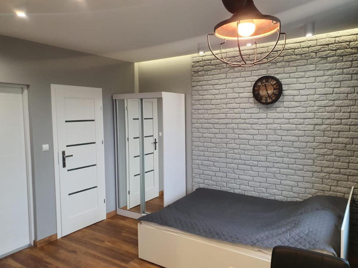 Nowe Apartamenty Ilawa Odnowiciela Z Klimatyzacja מראה חיצוני תמונה