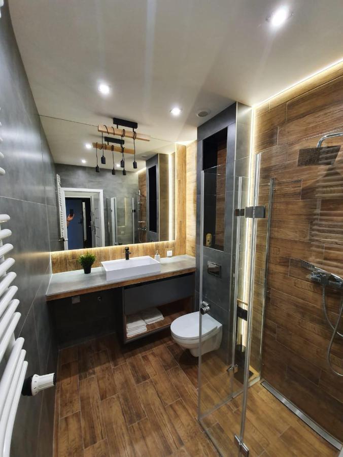 Nowe Apartamenty Ilawa Odnowiciela Z Klimatyzacja מראה חיצוני תמונה